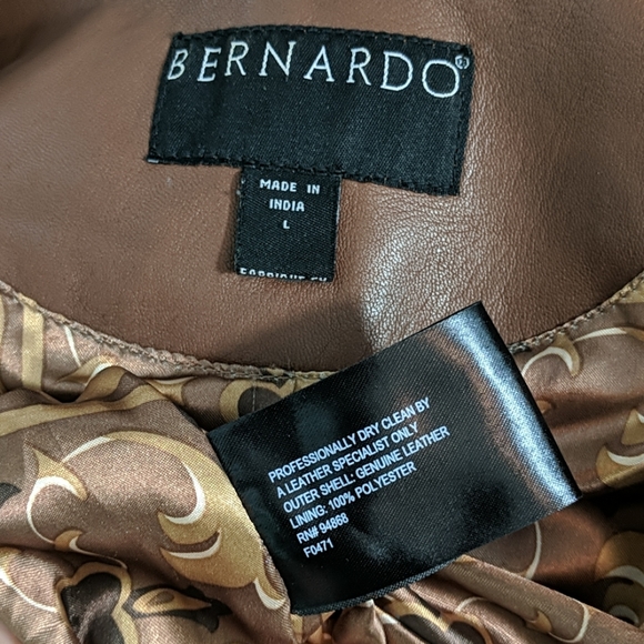 Bernardo Leather Classic Round Neck Carmel Jacket - Picture 7 of 8
